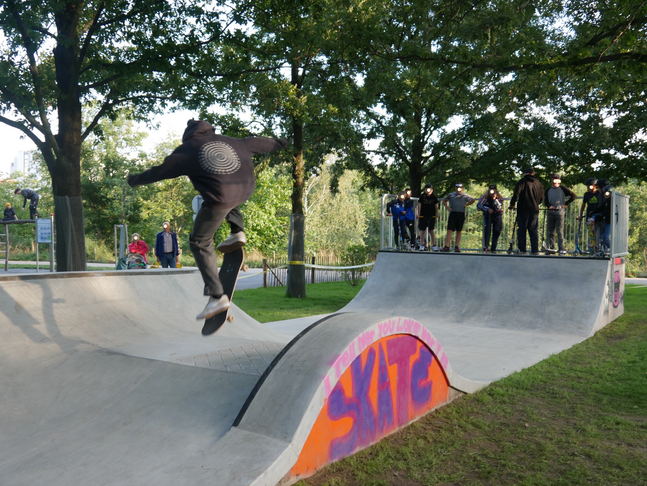 Lichtanlage Skaterplatz Lüssenpromenade 1210